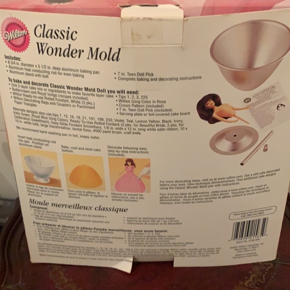 Wilton classic wonder mold - Picture 5 of 6